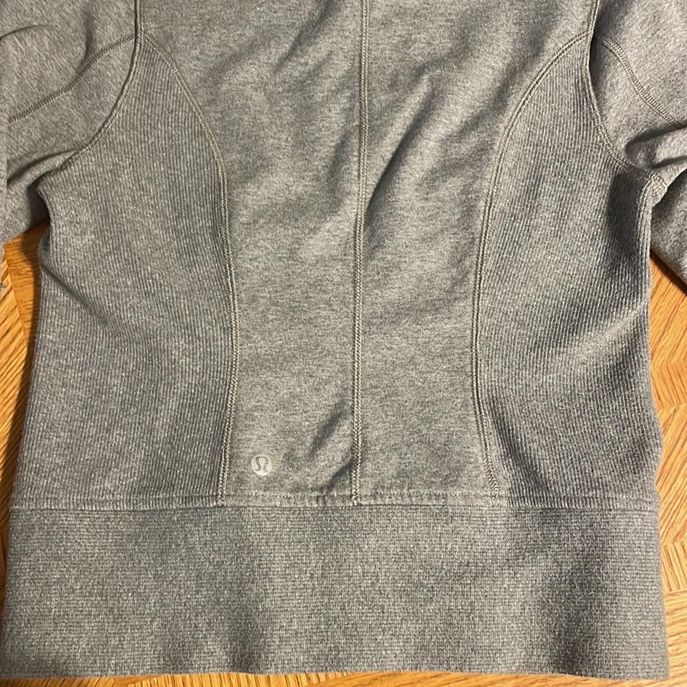 Lululemon jacket - Picture 5 of 6